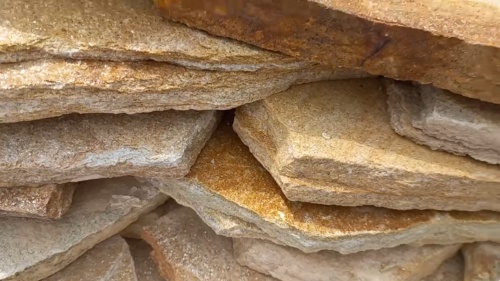 Плитняк златолит жёлтый золотистый для фасада 1,5-3см купить в Нижнем Новгороде