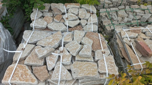 Плитняк гранитный галтованный купить в Нижнем Новгороде