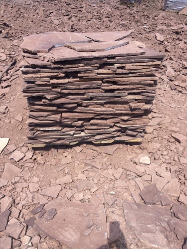 Плитняк лемезит бордовый для цоколя 1,5-2 см купить в Нижнем Новгороде