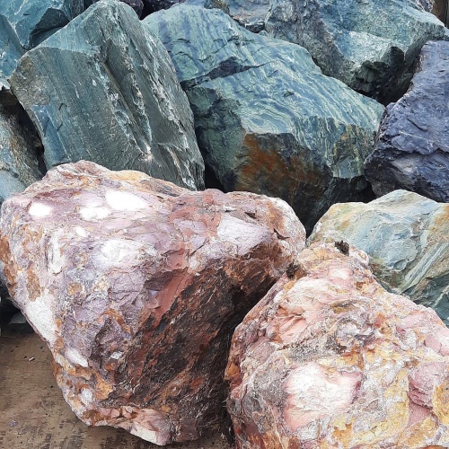 Ландшафтные глыбы красно-фиолетовые 200-1000 килограмм купить в Нижнем Новгороде
