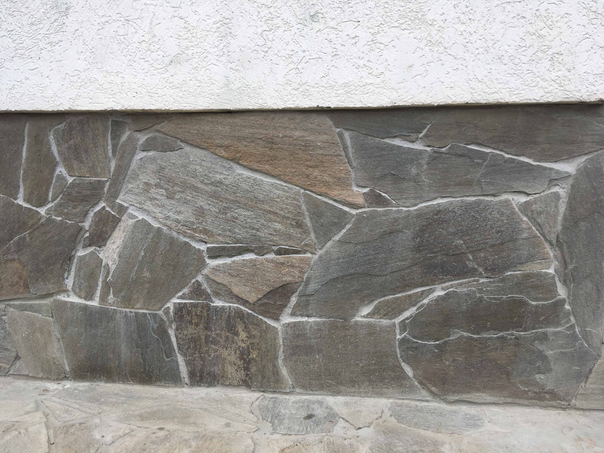 Плитняк златолит Уральский  для фасада купить в Нижнем Новгороде