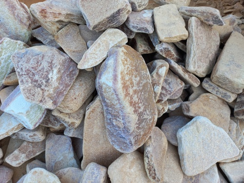 Златолит жёлтый, жёлто-зелёный глыбки и валуны для ланшафтного дизайна купить в Нижнем Новгороде