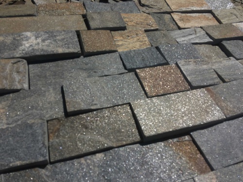 Плитка пилёная златолит Уральский для цоколя, отмостки купить в Нижнем Новгороде