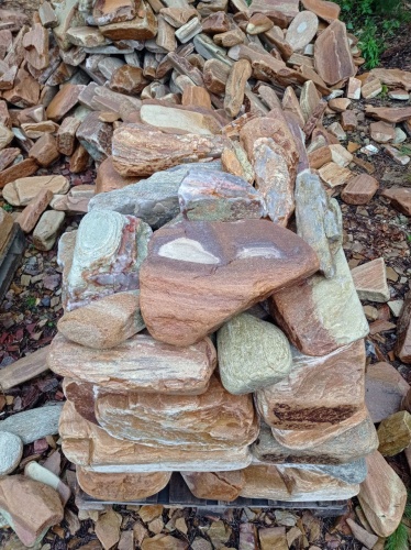 Златолит жёлтый, жёлто-зелёный глыбки и валуны для ланшафтного дизайна купить в Нижнем Новгороде