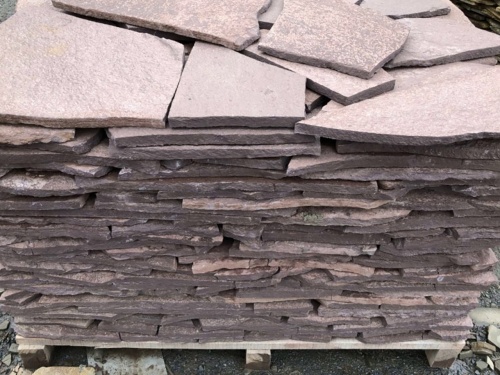 Плитняк лемезит бордовый для облицовки цоколя 20-25 мм  купить в Нижнем Новгороде