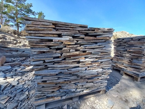 Плитняк златолит серебристый для фасада купить в Нижнем Новгороде